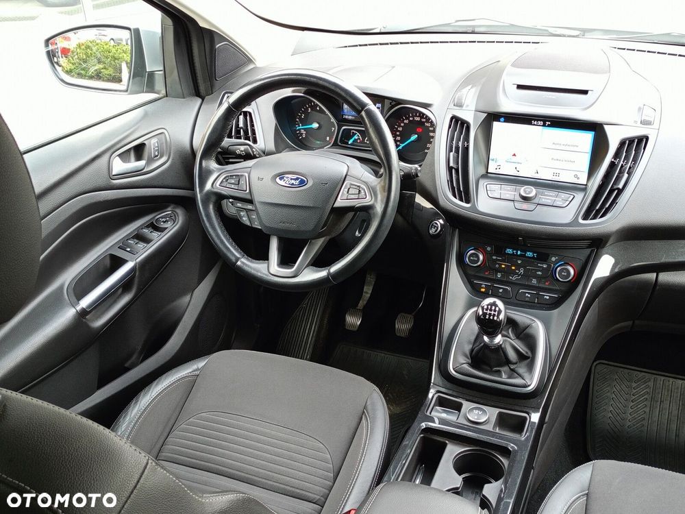 Ford Kuga 1.5 EcoBoost FWD Titanium - 10