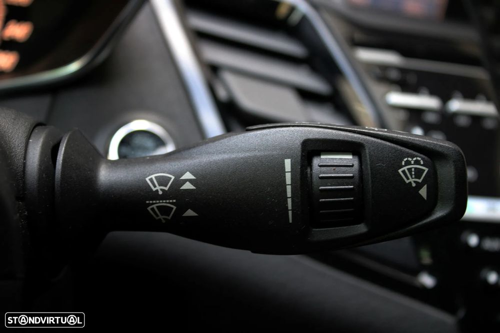 Ford Fiesta 1.6 EcoBoost ST - 35