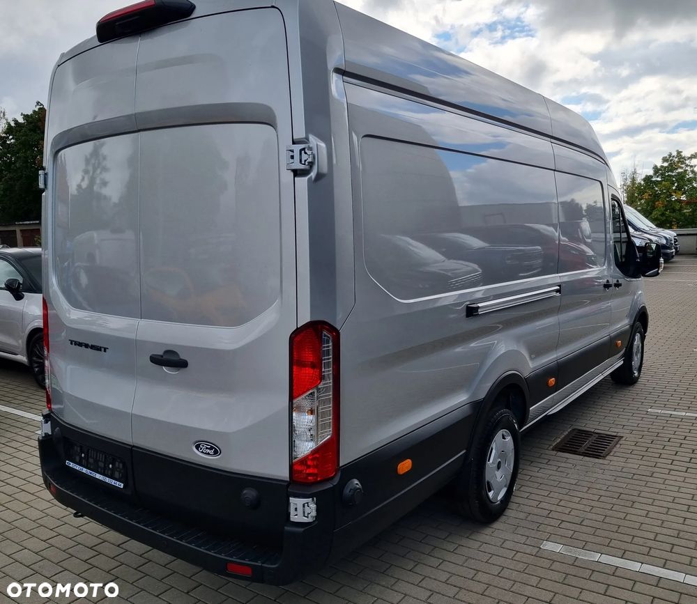 Ford Transit - 8