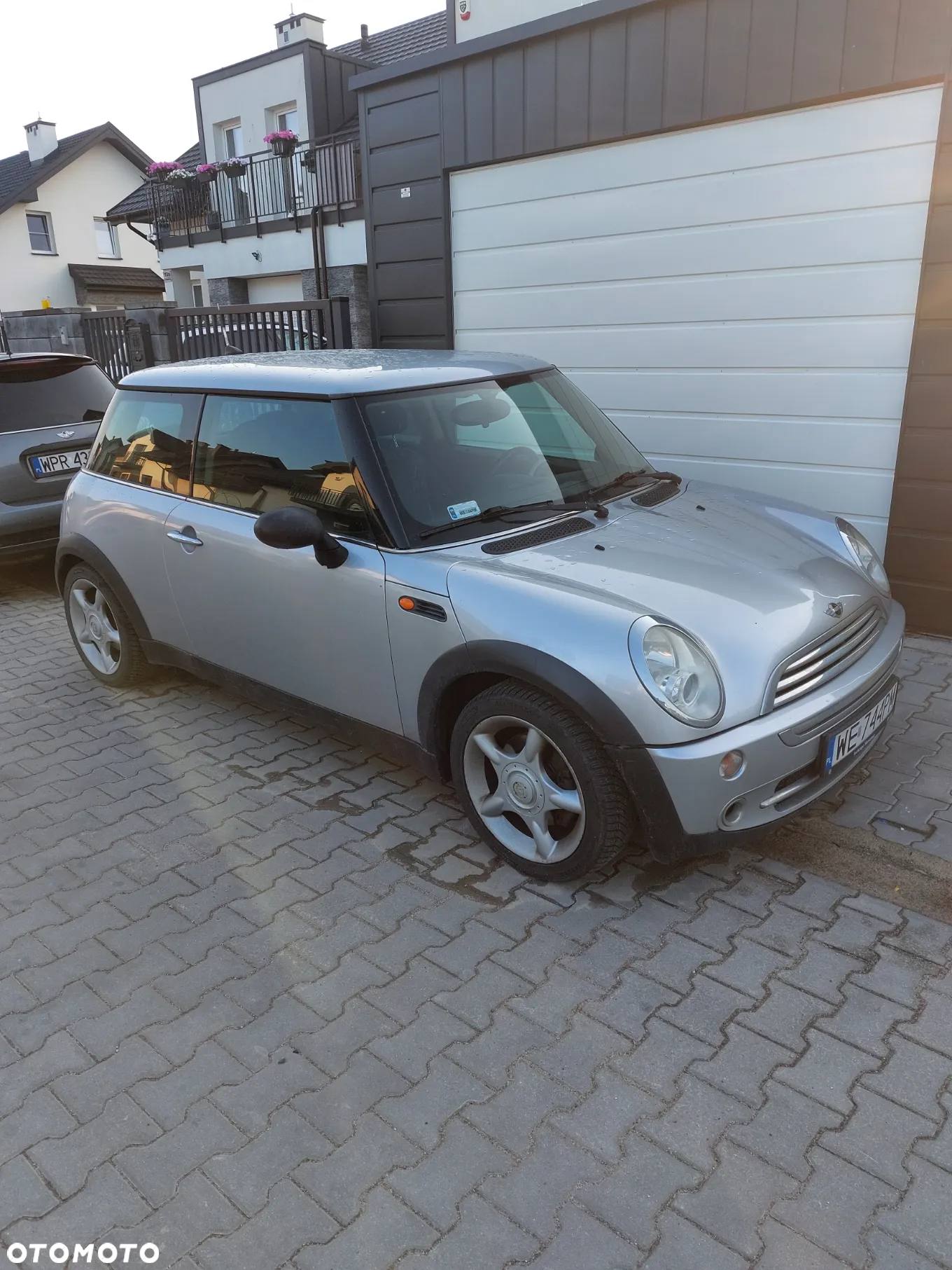 MINI ONE Standard - 3