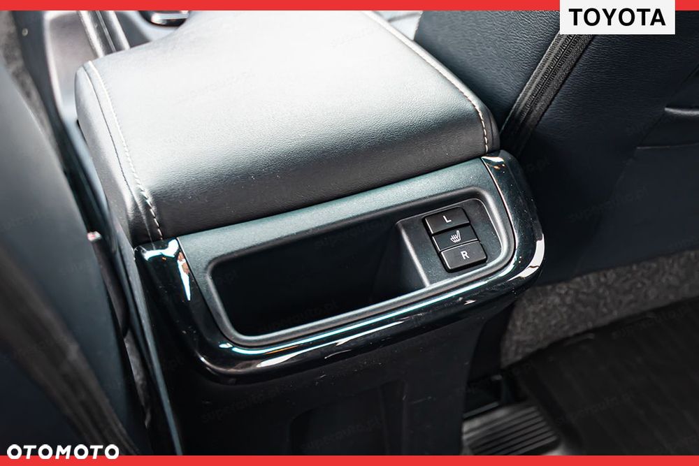 Toyota Hilux 2.8 D-4D Double Cab Invincible 4x4 - 30