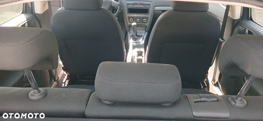 Skoda Octavia 1.6 Active - 3