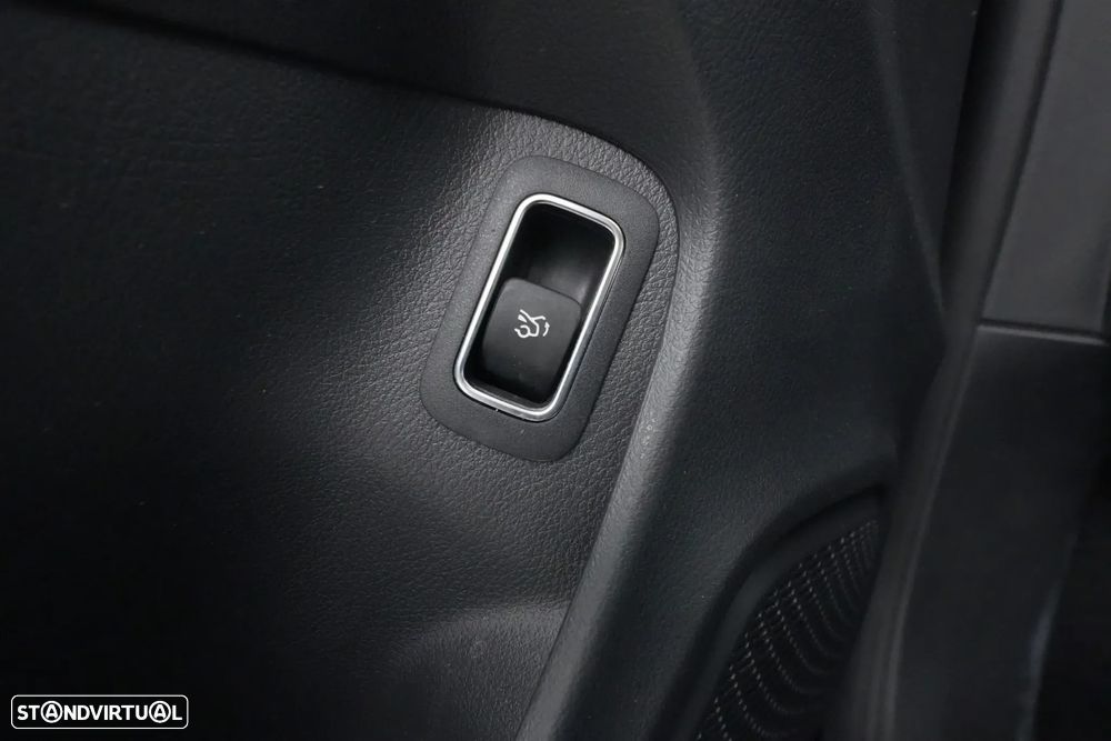 Mercedes-Benz CLA 180 d Progressive Aut. - 26