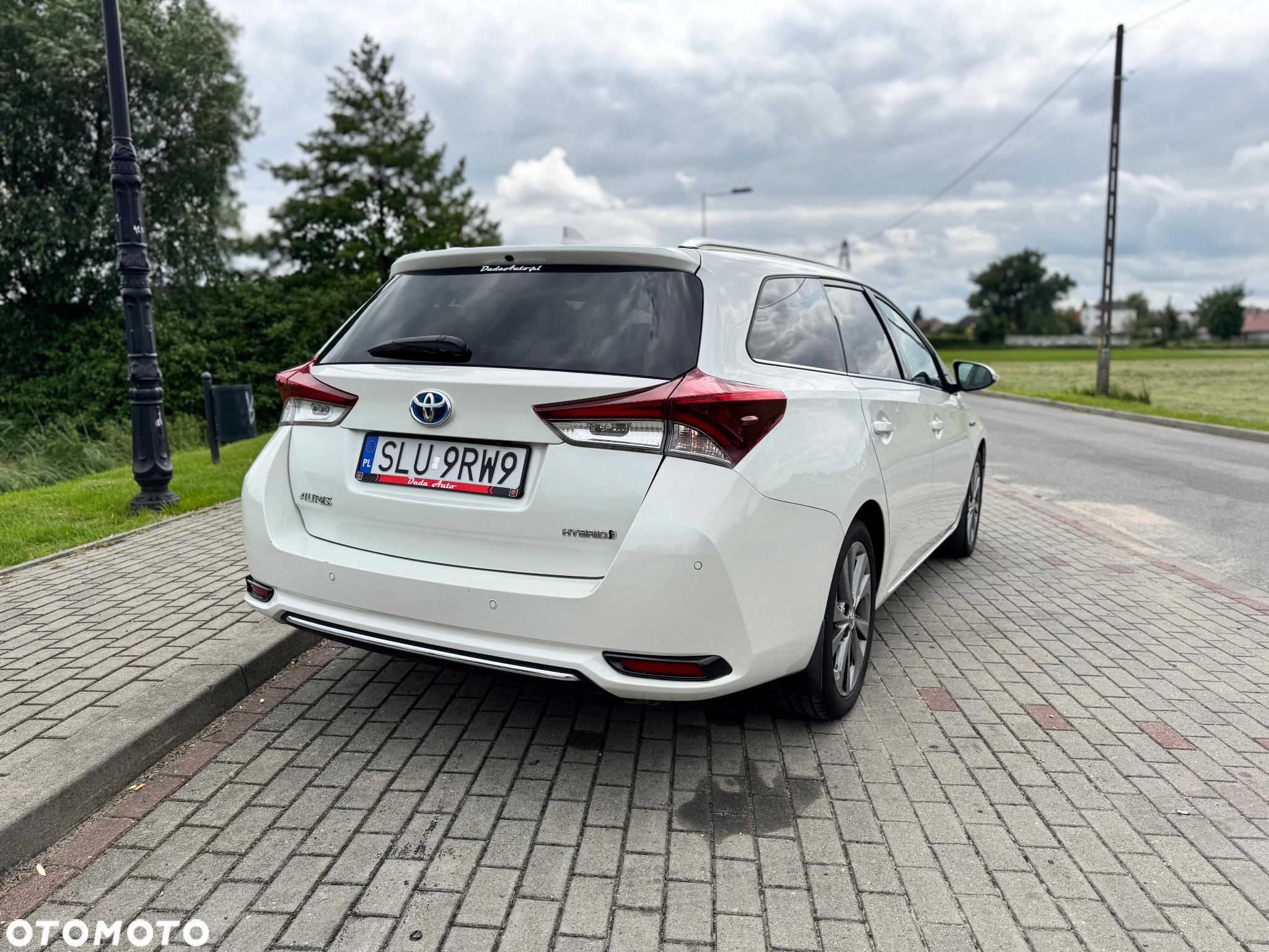 Toyota Auris Hybrid 135 Prestige - 5