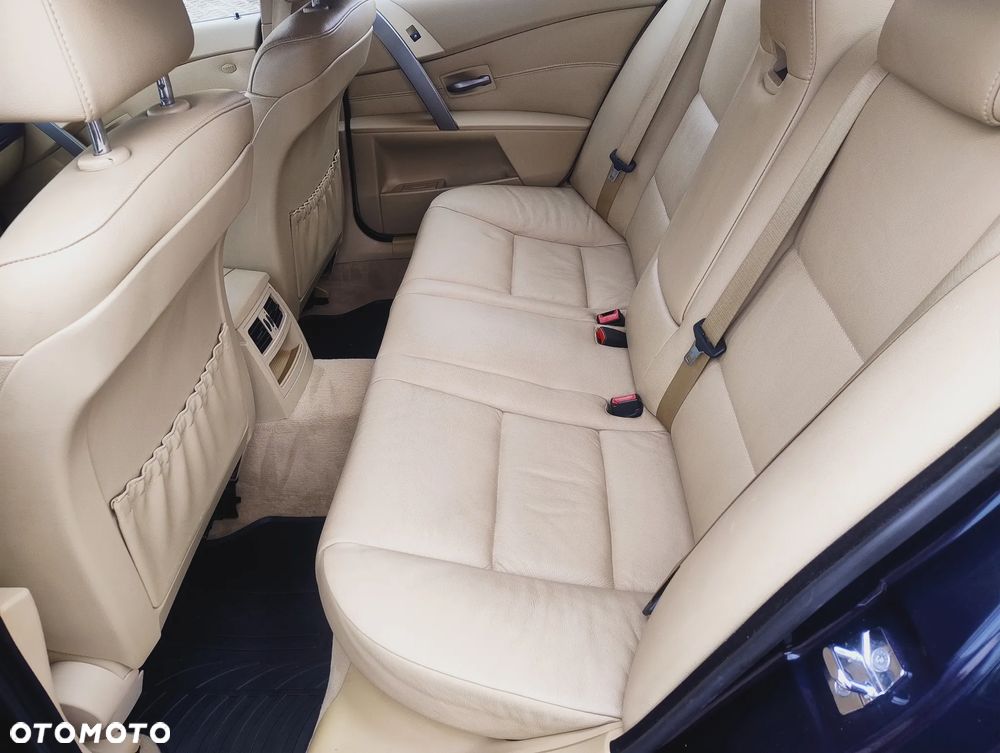 BMW Seria 5 - 13