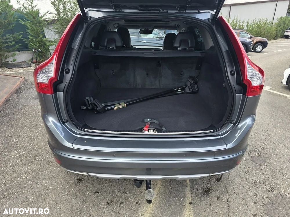 Volvo XC 60 D4 Summum - 12