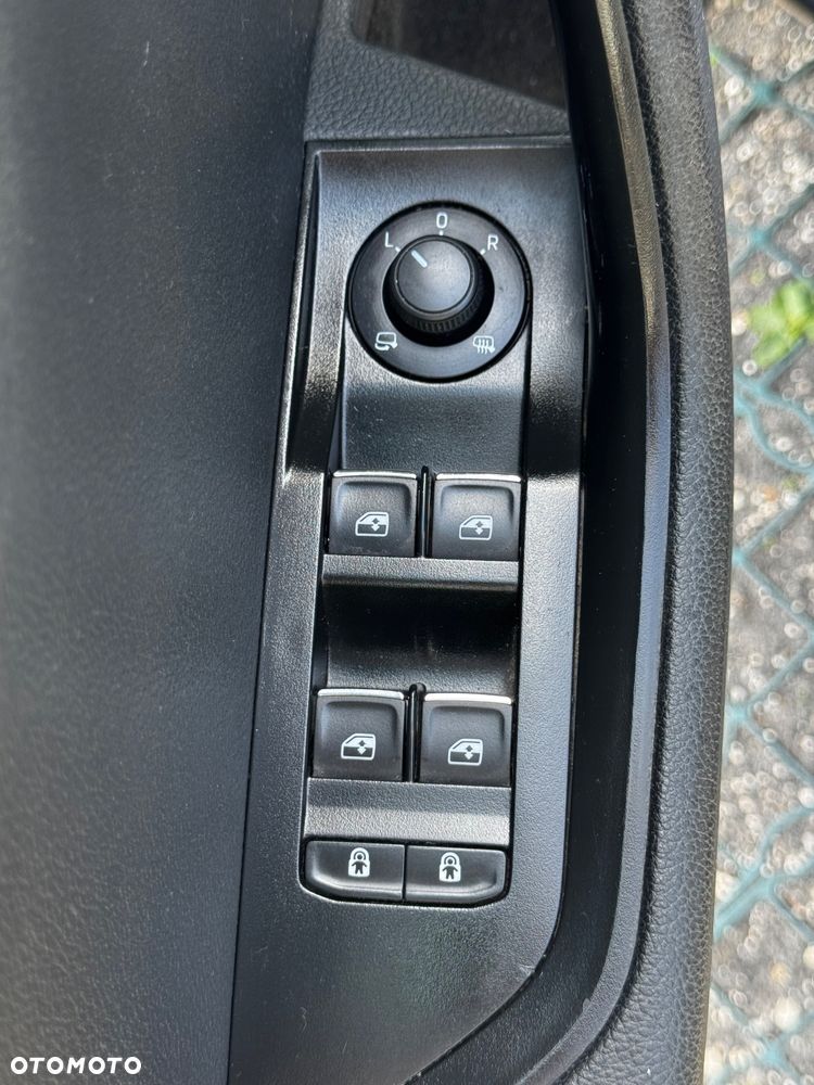 Skoda Superb 2.0 TDI SCR 4x4 Ambition DSG - 24