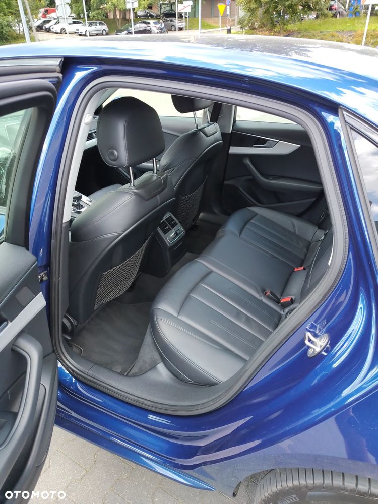 Audi A4 Limousine 2.0 TDI S tronic - 11