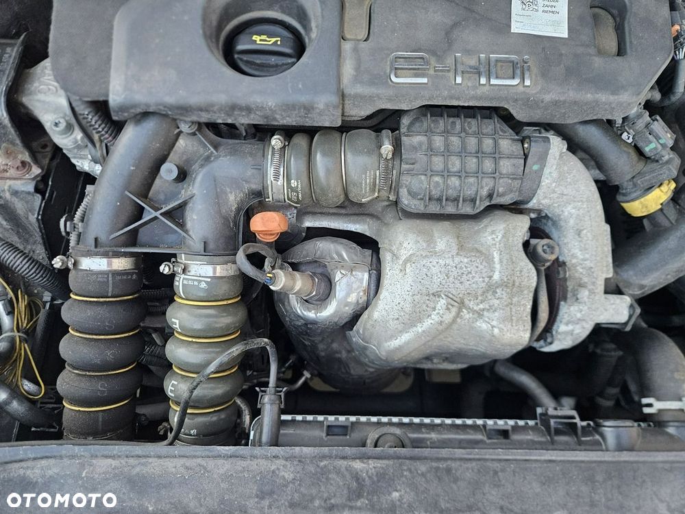Peugeot 308 - 35