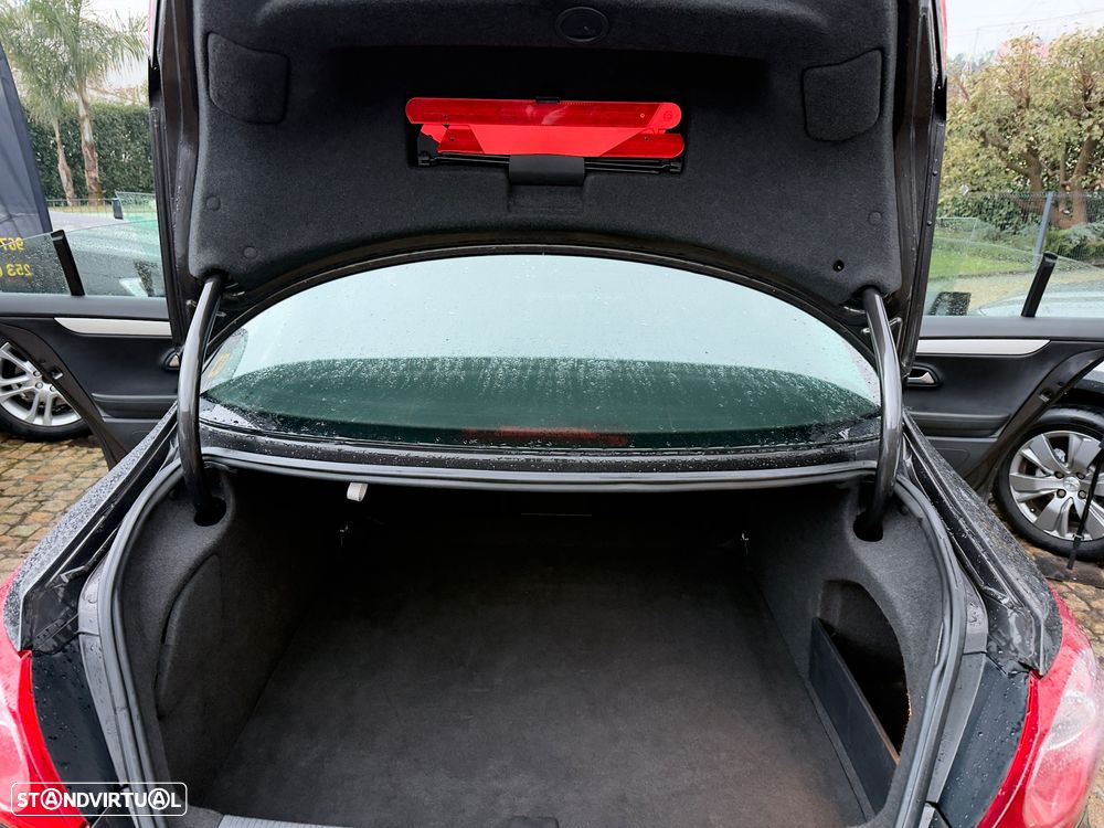 VW Passat CC 2.0 TDi Exclusive - 36