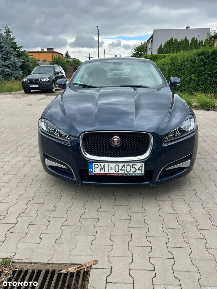 Jaguar XF - 3