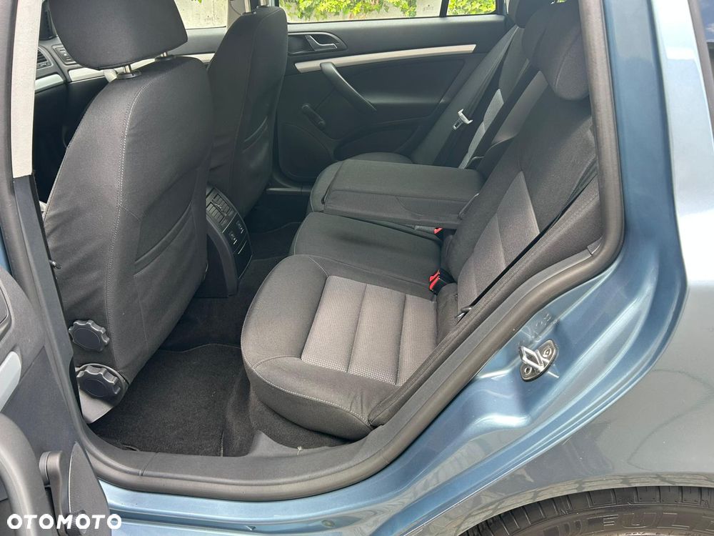 Skoda Octavia 1.6 Combi Classic - 15