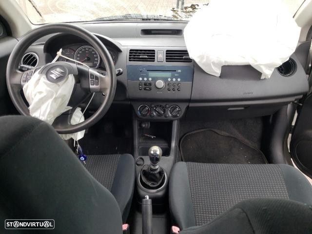 Peças Suzuki Swift GL 2006 - 5