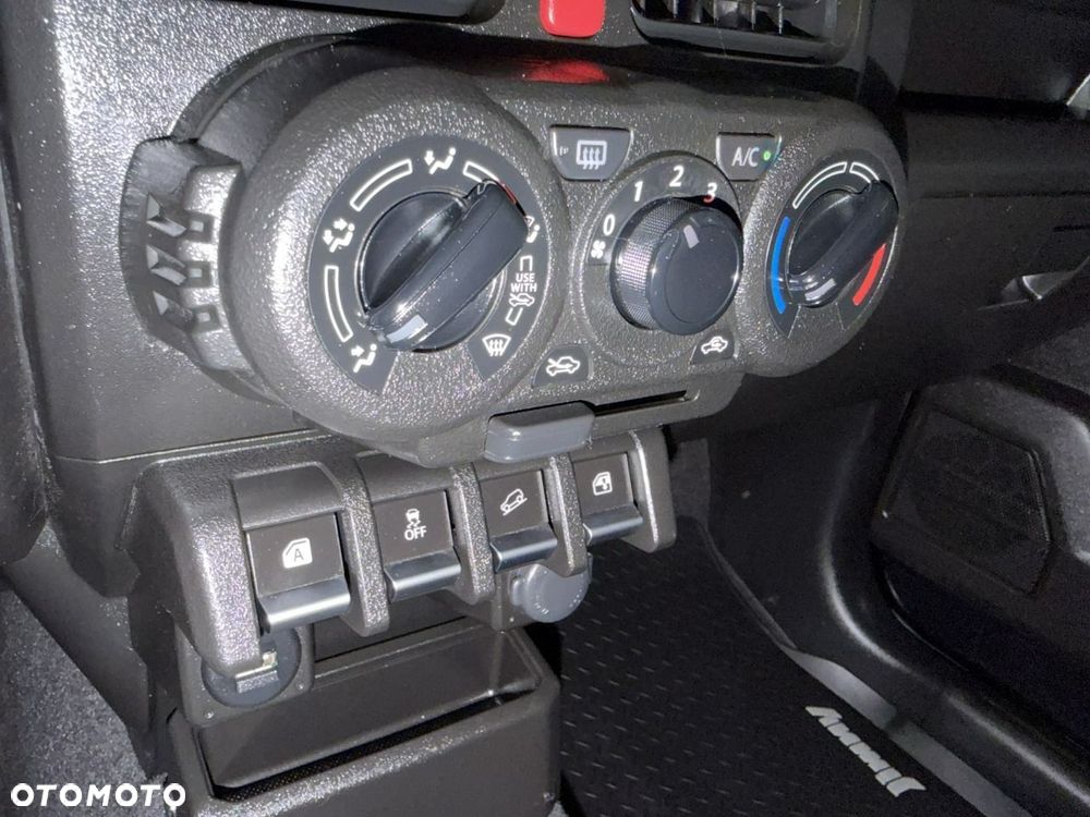 Suzuki Jimny - 27