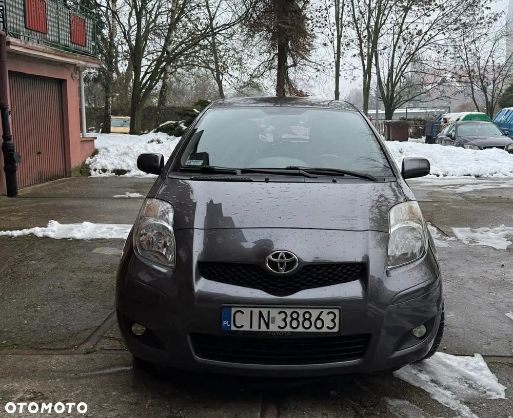 Toyota Yaris 1.33 Prestige - 2