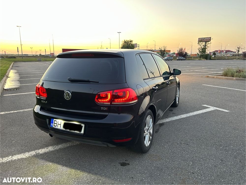 Volkswagen Golf 1.6 TDI BlueMotion Technology DPF Comfortline - 5