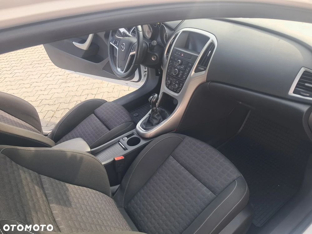 Opel Astra 1.6 ECOTEC DI Turbo ecoFLEX Start/Stop - 13