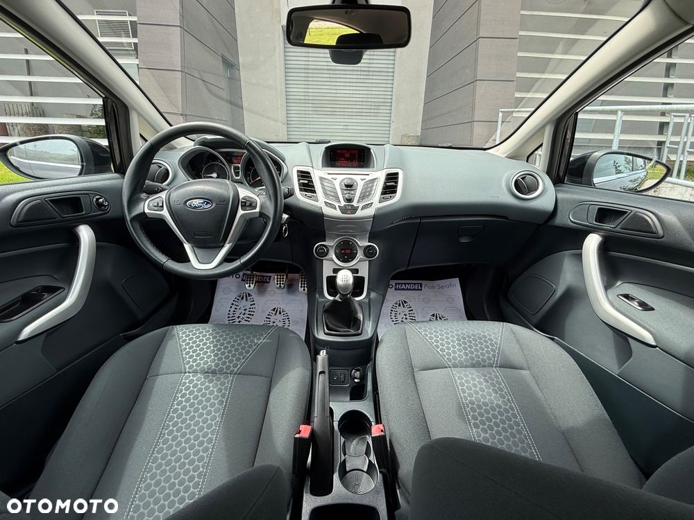 Ford Fiesta 1.25 Titanium - 22