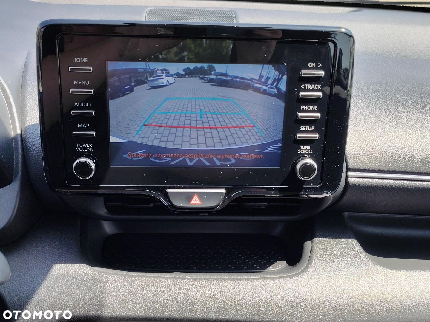 Toyota Yaris - 17
