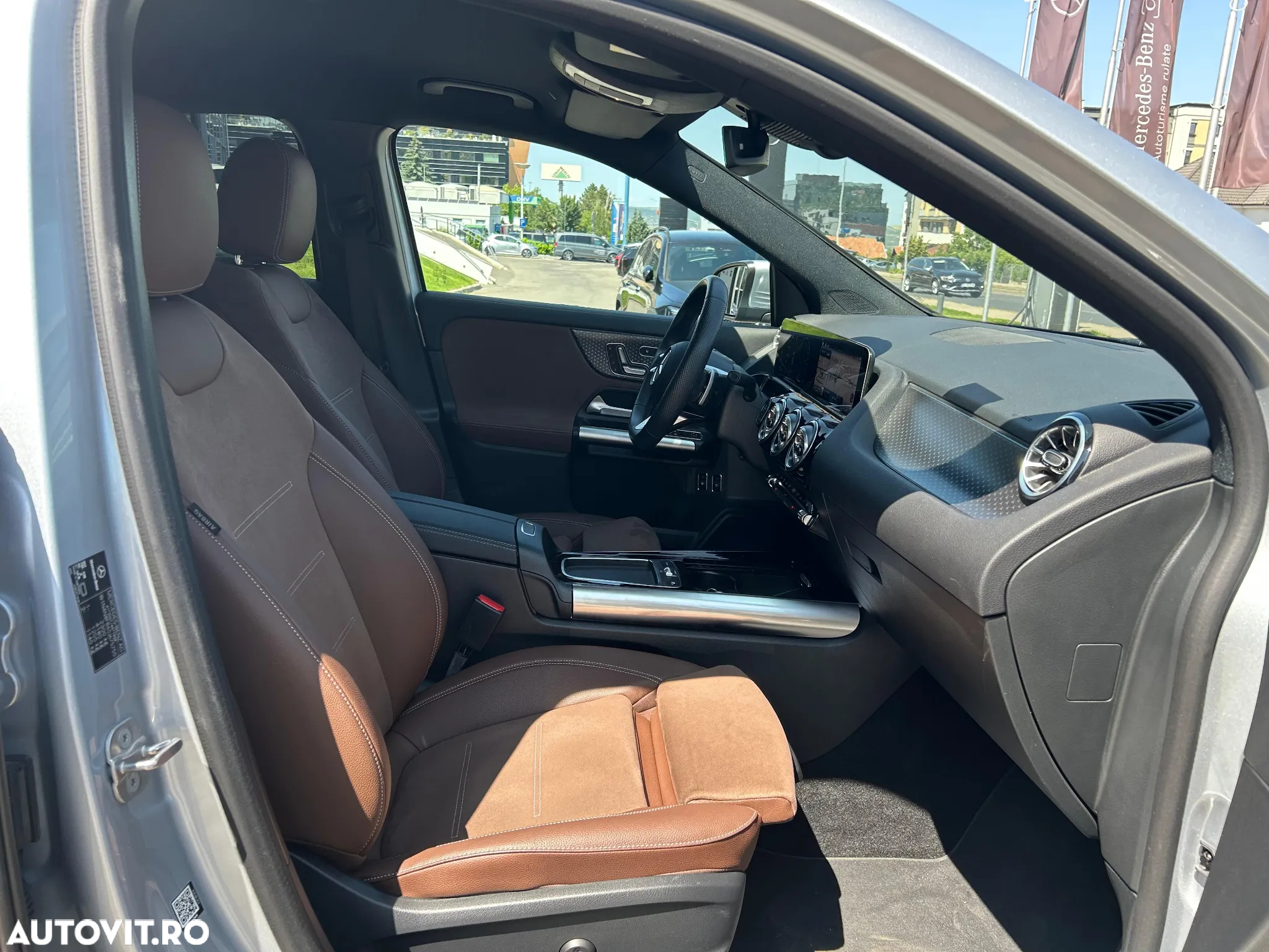 Mercedes-Benz GLA 250 e - 11