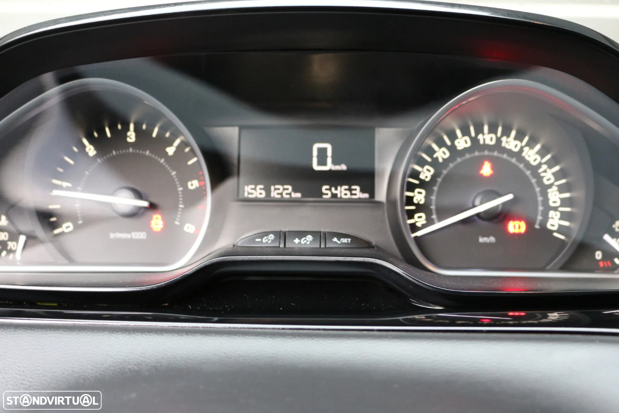 Peugeot 208 PREMIUM PACK 100CV - 19