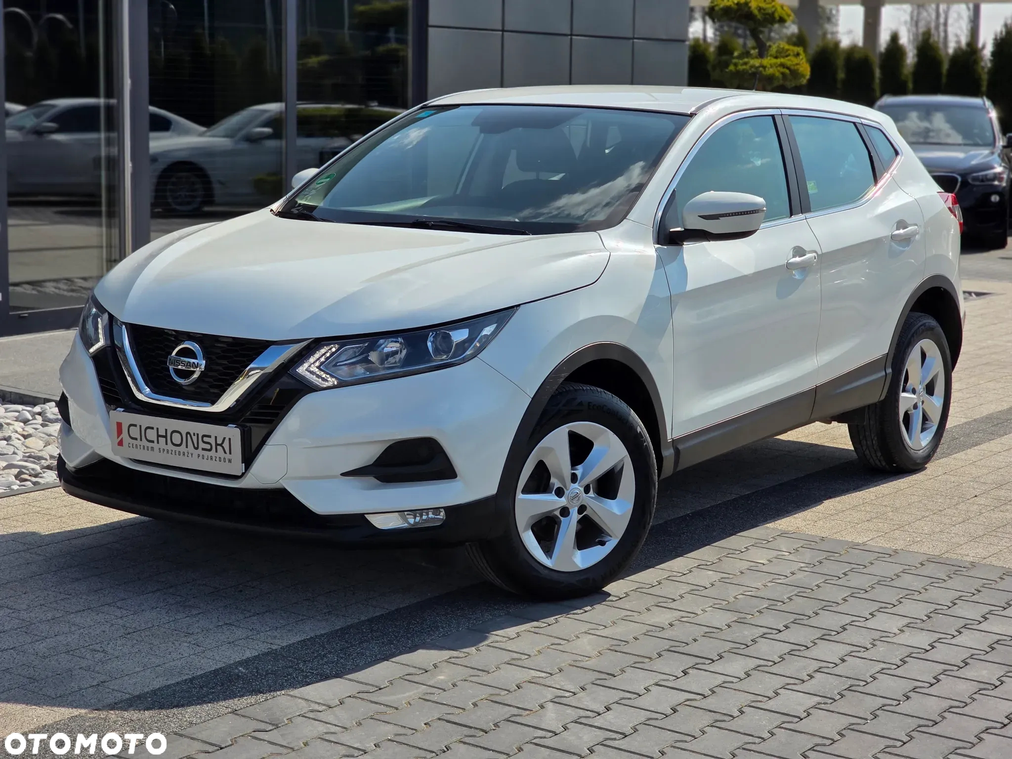Nissan Qashqai 1.3 DIG-T N-Connecta - 19