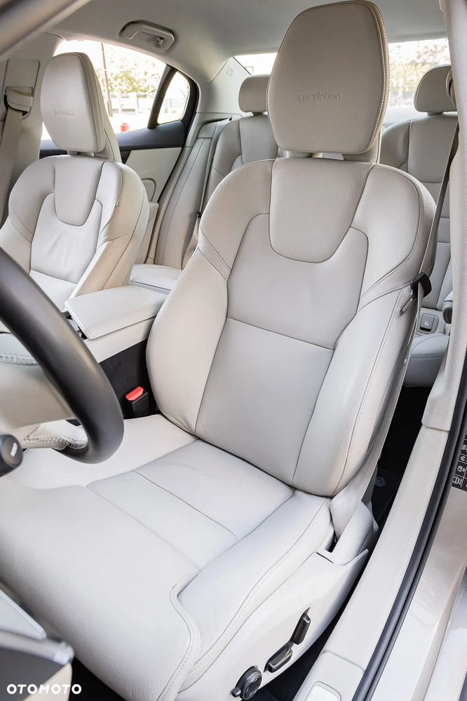 Volvo S60 T4 Inscription - 33