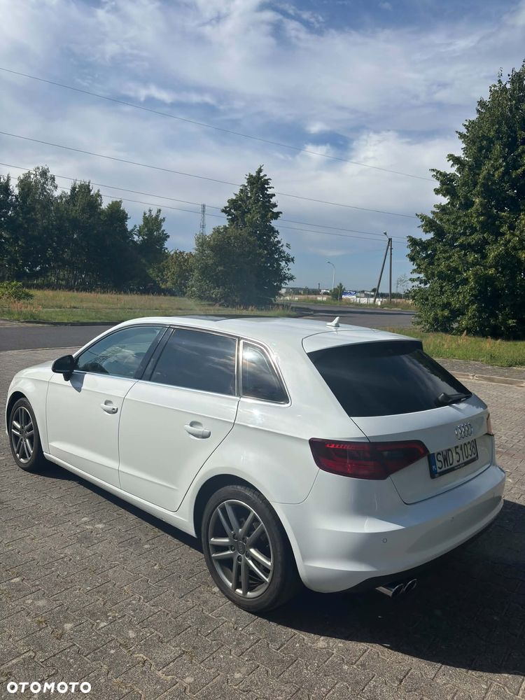 Audi A3 Sportback 2.0 TDI (clean diesel) Ambiente - 5