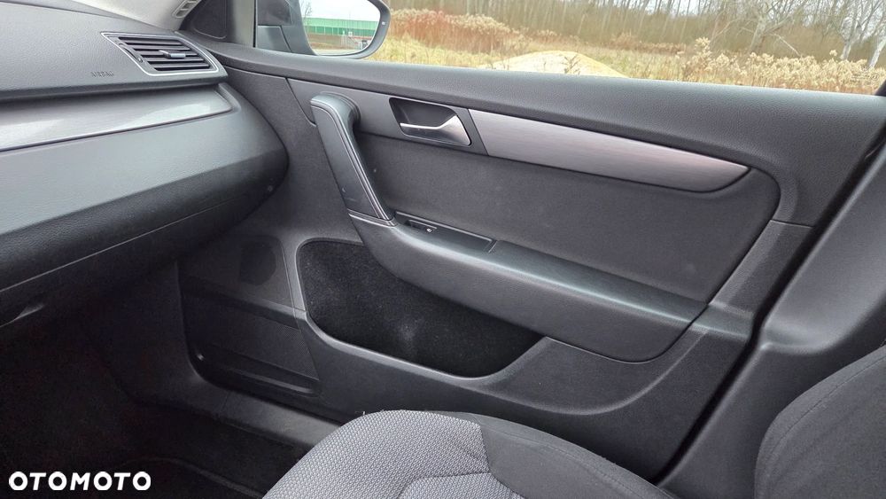 Volkswagen Passat 1.8 TSI Comfortline - 33