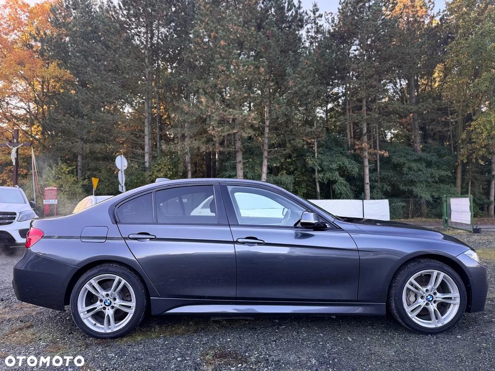 BMW Seria 3 330i GPF xDrive M Sport - 18