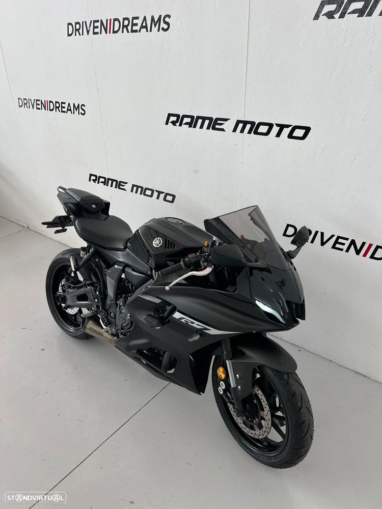 Yamaha R 7 - 18