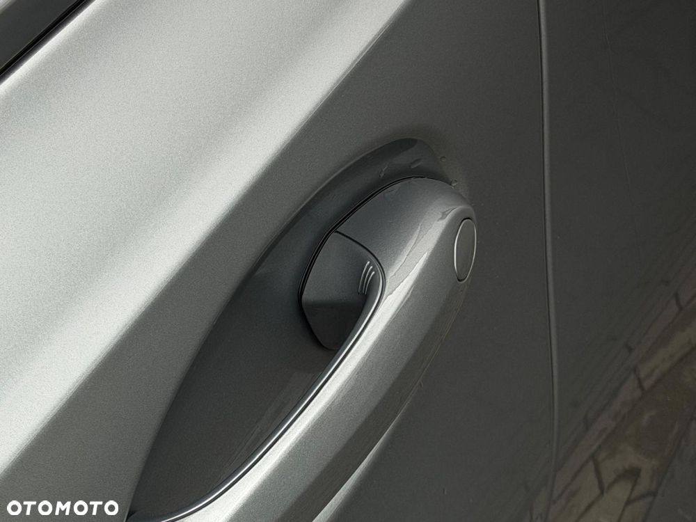 BMW Seria 3 M340i xDrive mHEV sport - 15