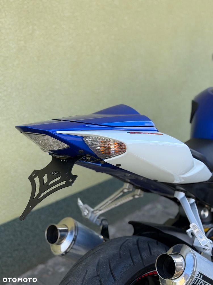 Suzuki GSX-R - 11