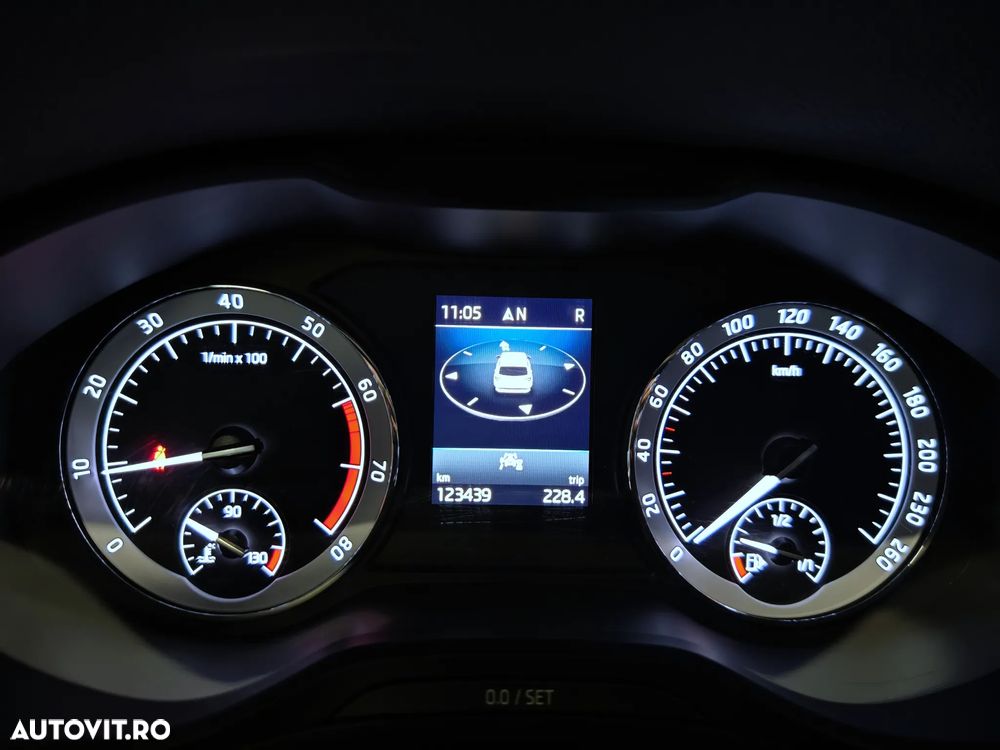 Skoda Karoq 1.5 TSI DSG Selection - 24