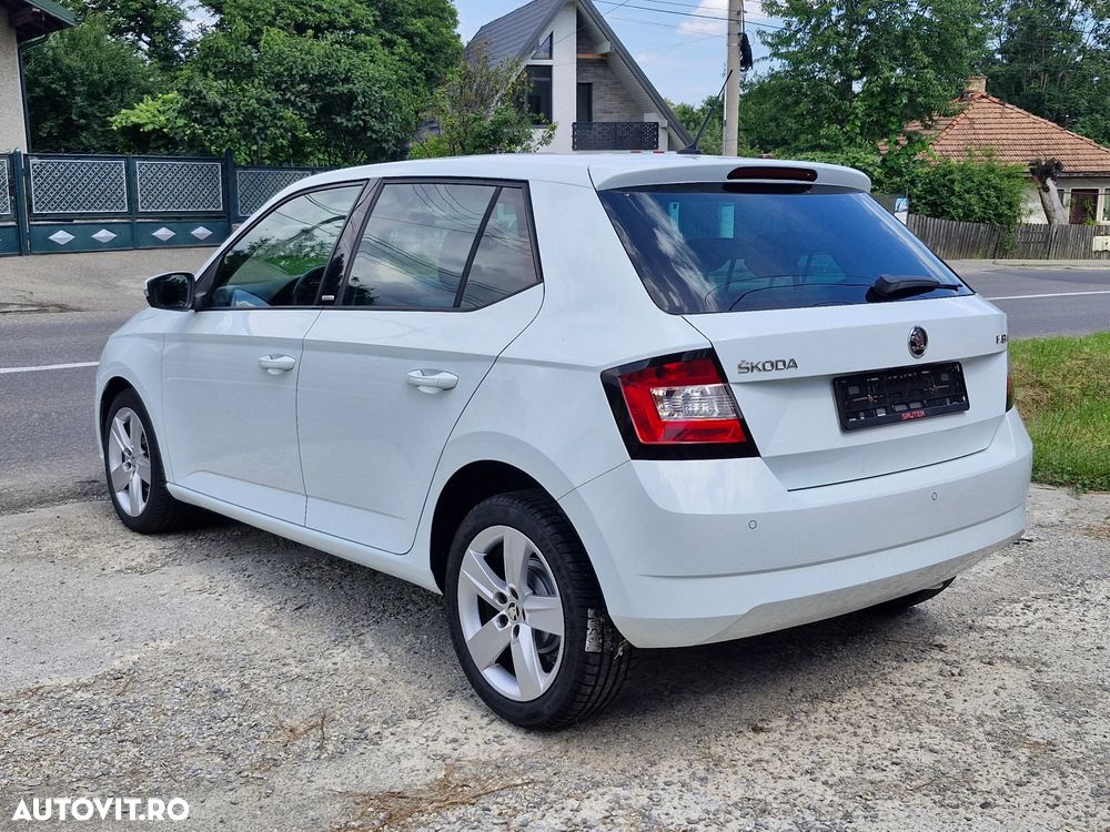 Skoda Fabia 1.0 MPI Joy - 3