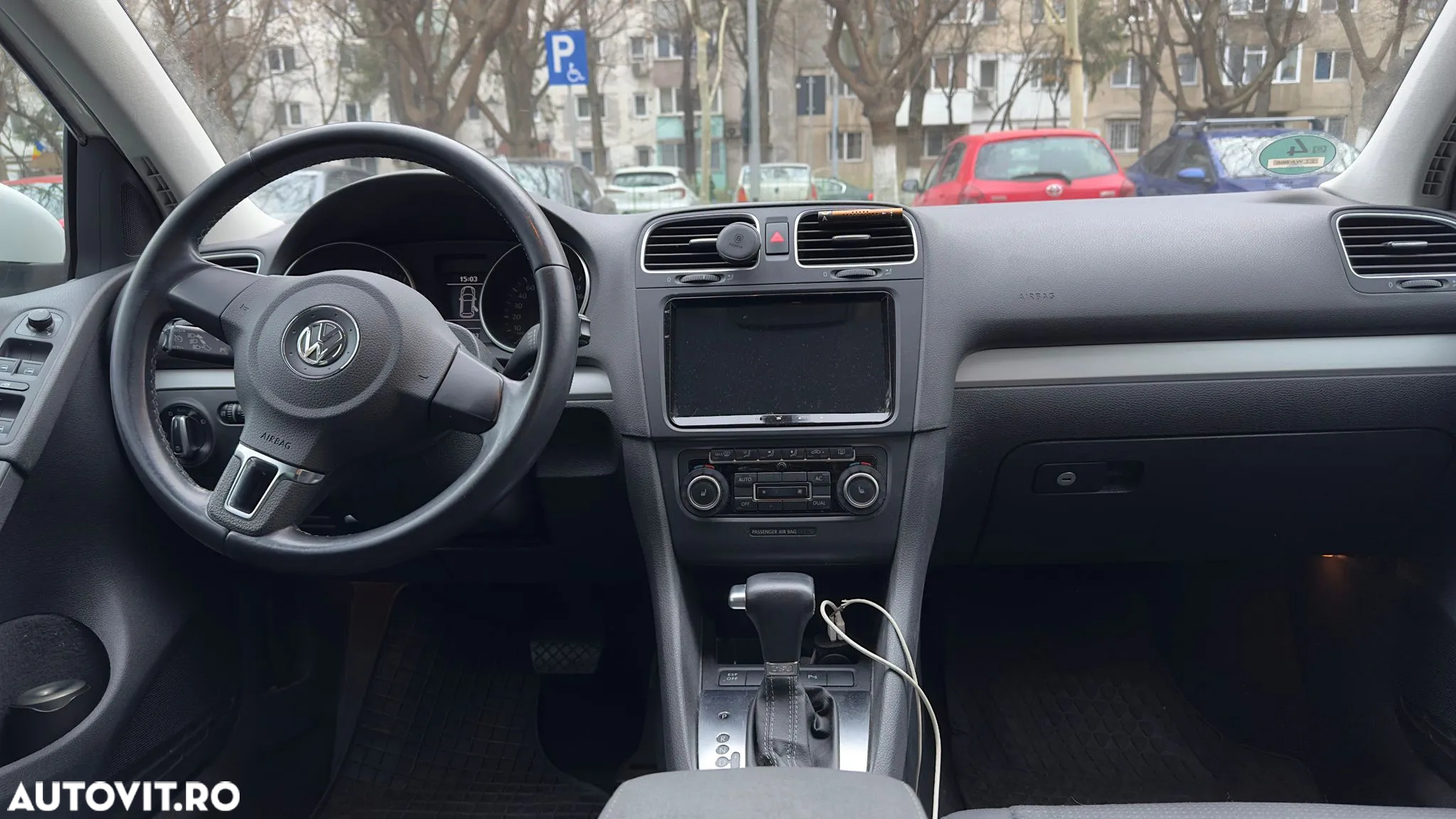 Volkswagen Golf 1.4 TSI DSG Comfortline - 6