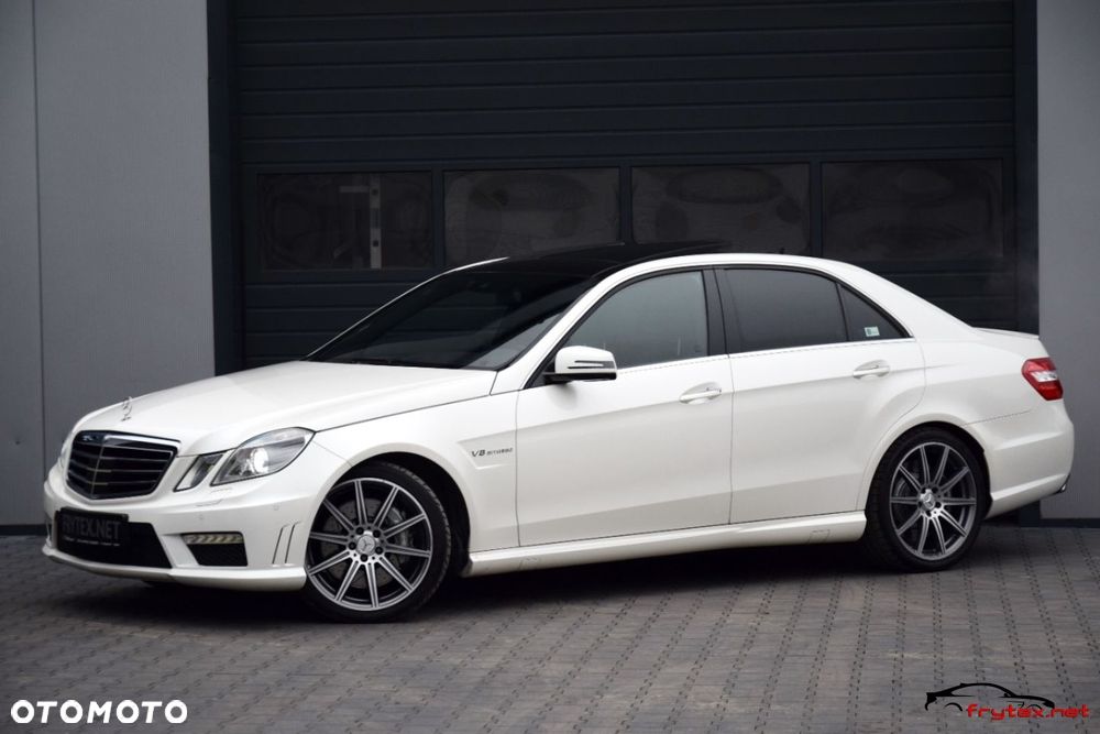 Mercedes-Benz Klasa E - 9