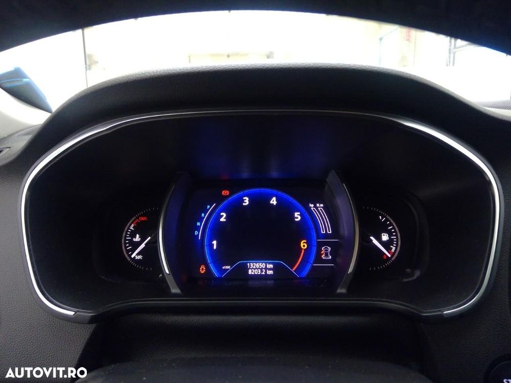 Renault Megane TCe 140 GPF EDC ZEN - 5