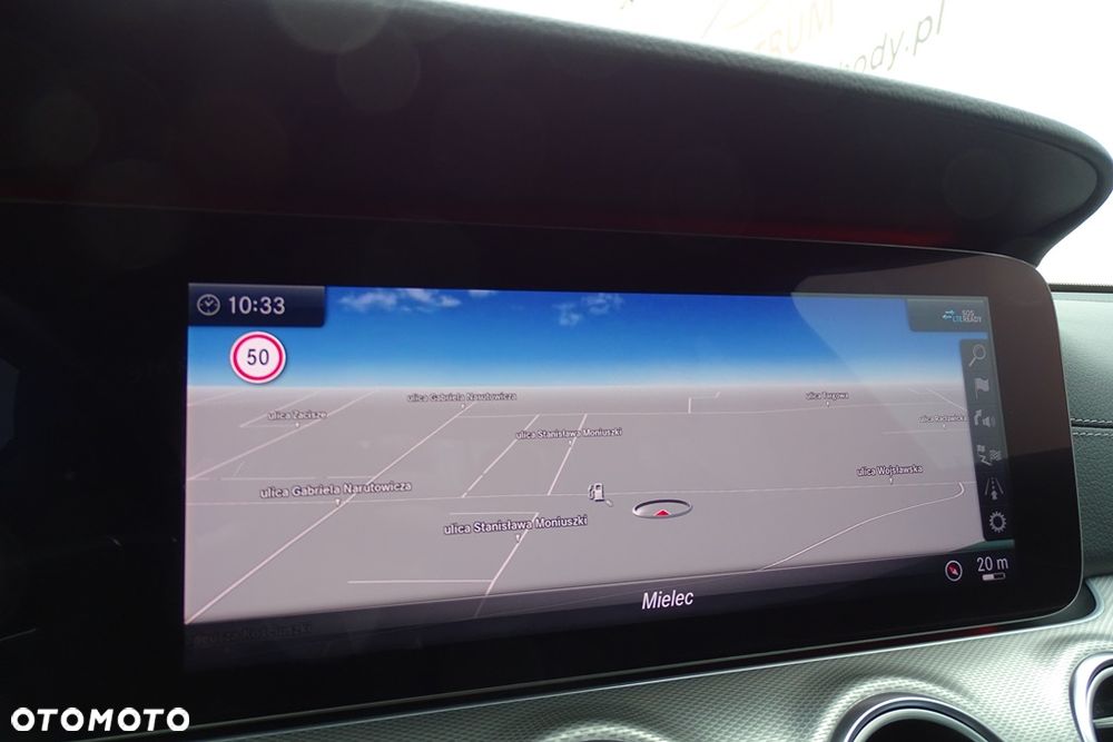 Mercedes-Benz Klasa E - 34