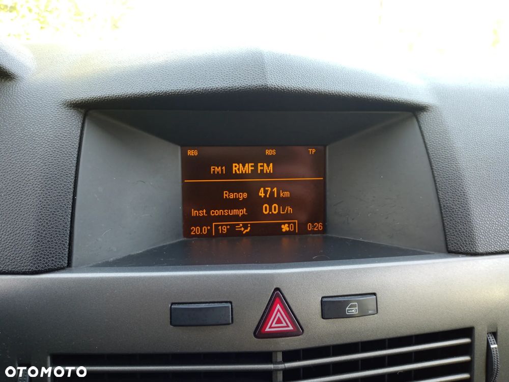 Opel Astra - 16