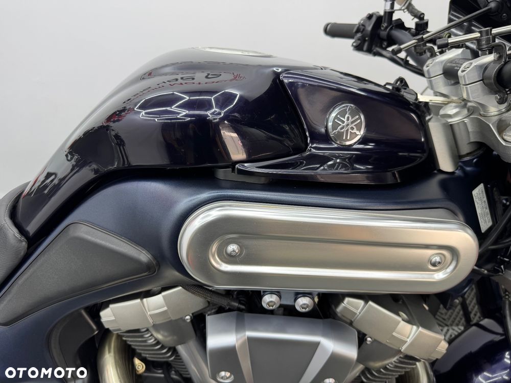Yamaha MT - 33