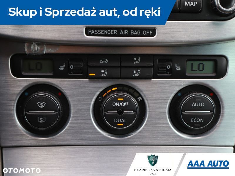 Volkswagen Passat Variant - 15