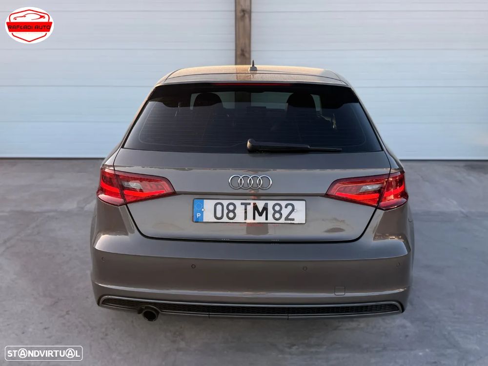 Audi A3 Sportback 1.6 TDI S line Sport Pack - 7