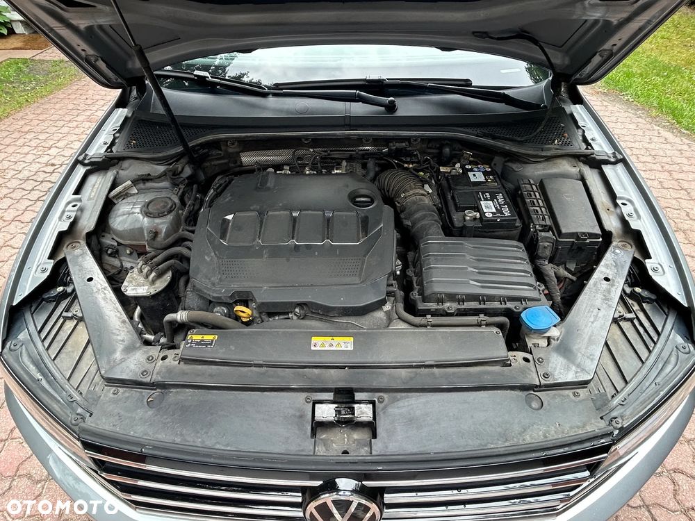 Volkswagen Passat 2.0 TDI EVO Business DSG - 9