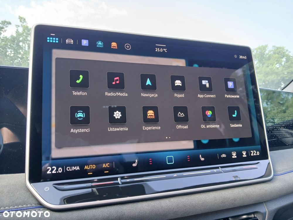 Volkswagen Tiguan - 12