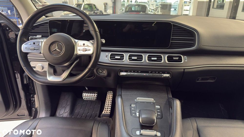 Mercedes-Benz GLS - 20