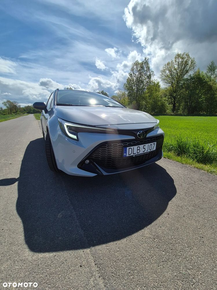 Toyota Corolla 2.0 Hybrid GR Sport Dynamic - 3