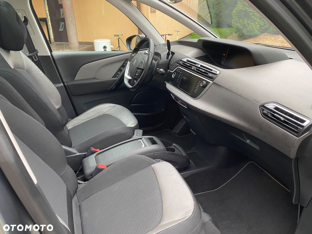 Citroën C4 Picasso - 12