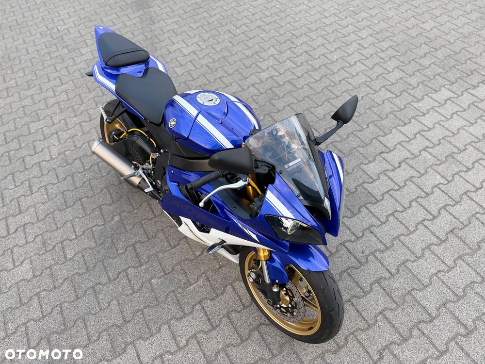Yamaha R6 - 18