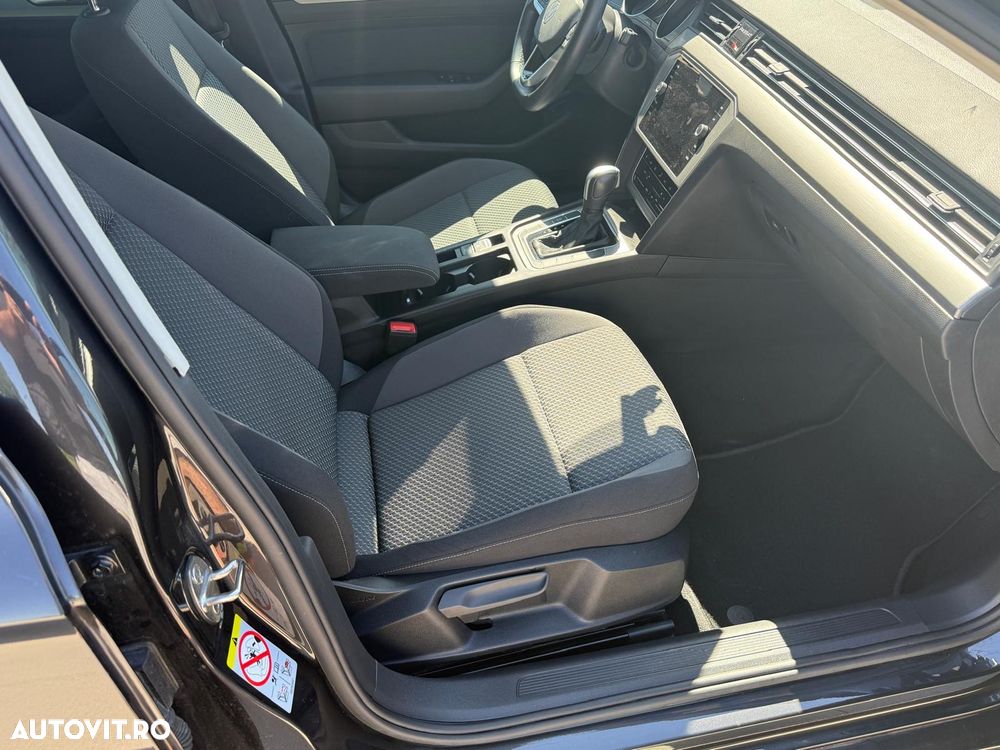 Volkswagen Passat 2.0 TDI SCR DSG Comfortline - 10